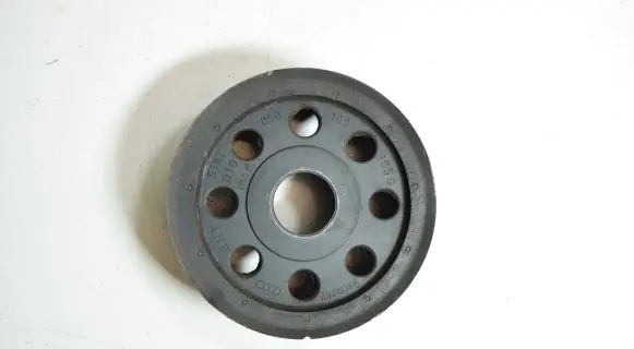 Audi A6 S6 C6 4F Camshaft pulley/ VANOS 059109105G
