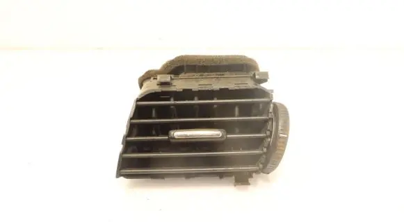Volkswagen PASSAT B6 Dashboard side air vent grill/cover trim
