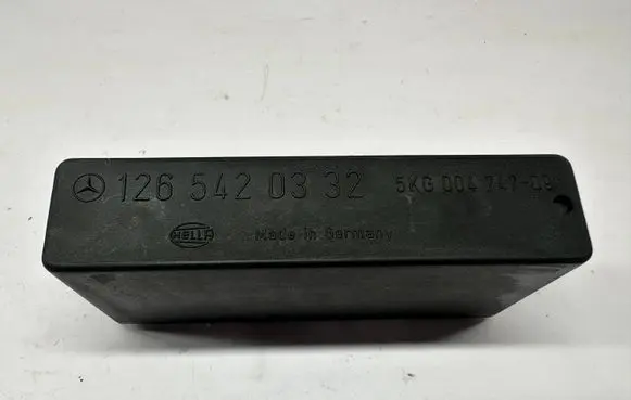 Mercedes-Benz E W124 Other relay 1265450332