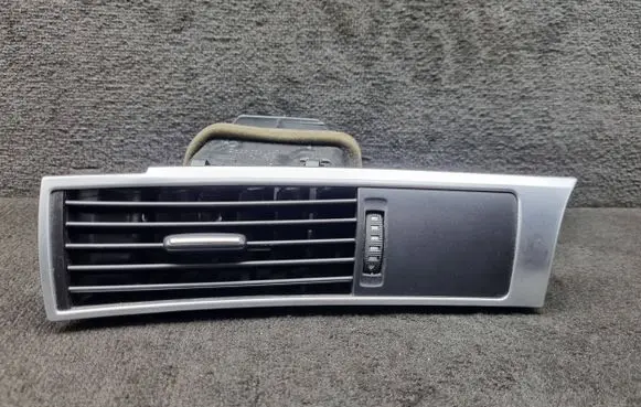 Audi A6 S6 C6 4F Dashboard side air vent grill/cover trim 4F1820901D