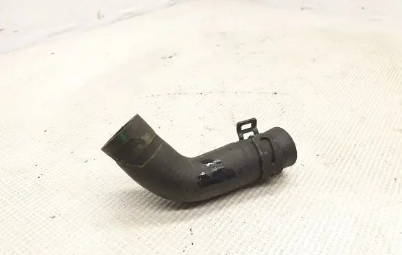 Audi A3 S3 8V Engine coolant pipe/hose 04L121051