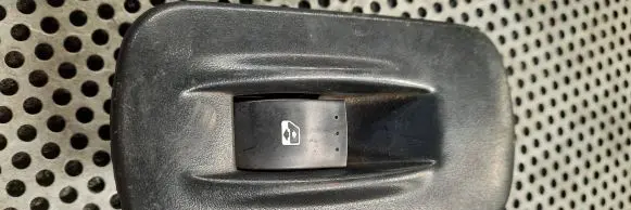 Renault Trafic II (X83) Electric window control switch 820001187C 91165802
