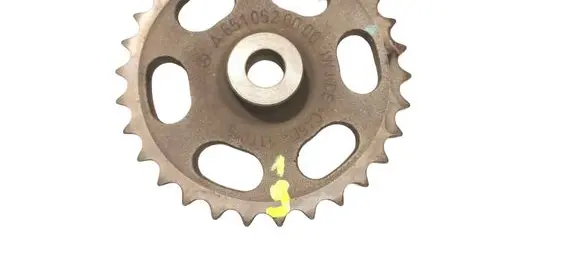 Mercedes-Benz C W204 Timing chain sprocket A6510520000