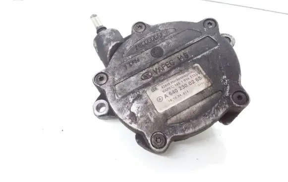 Mercedes-Benz A W169 Vacuum pump A6402300265