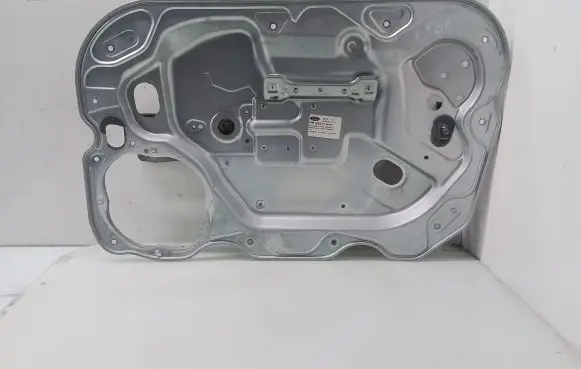 Ford Focus Front window lifting mechanism without motor 994761