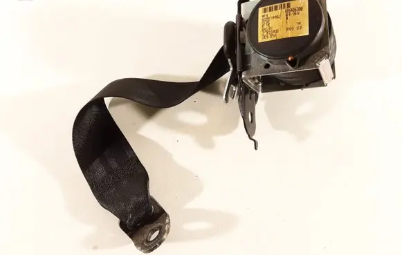 Mazda 3 I Rear seatbelt 6070216 606406300