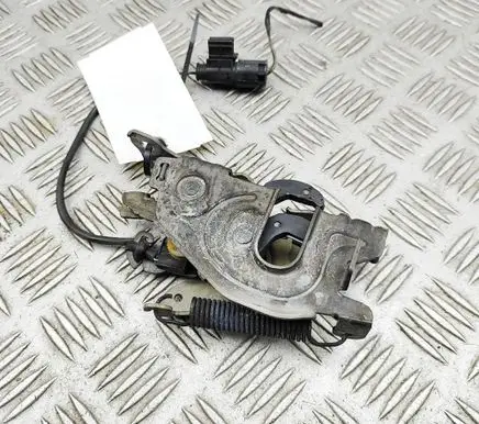 BMW i4 Engine bonnet/hood lock/catch 7468347