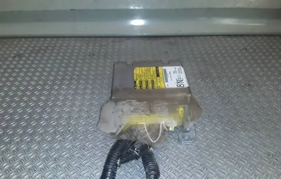 Toyota Corolla Verso AR10 Airbag control unit/module 216877103 891700F070