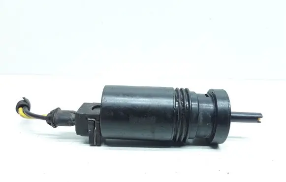 Volvo XC90 Windscreen/windshield washer pump 1012458