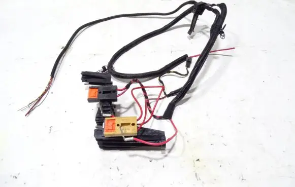 Audi A6 S6 C5 4B Fuse 8A0937530
