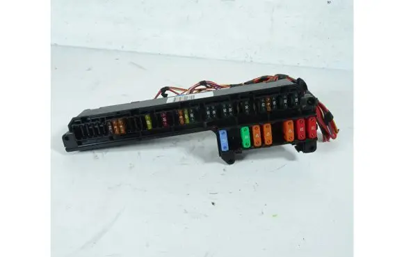 BMW 5 E60 E61 Fuse box set 6957330-02