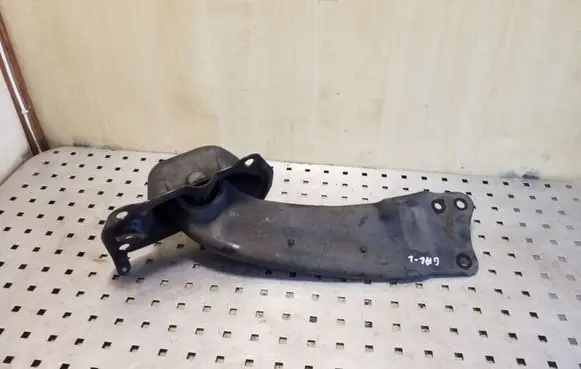 Volkswagen PASSAT B7 Rear upper control arm/wishbone 3C0505225B