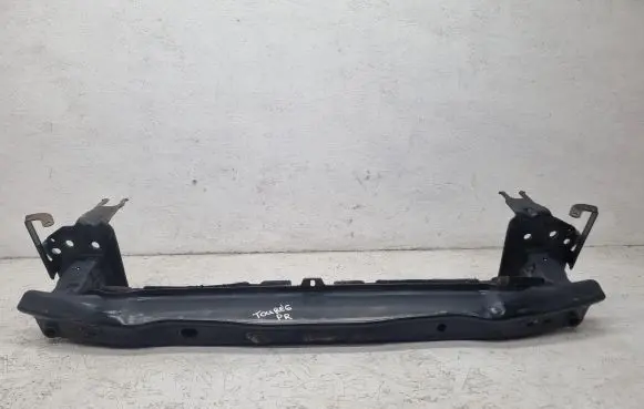 Volkswagen Touareg I Front bumper cross member 7L0807109E