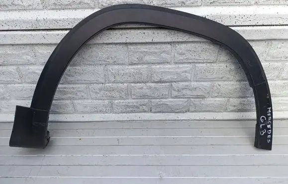 KIA EV6 Front arch trim sddfry