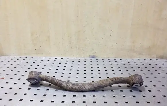 Jeep Grand Cherokee Rear control arm