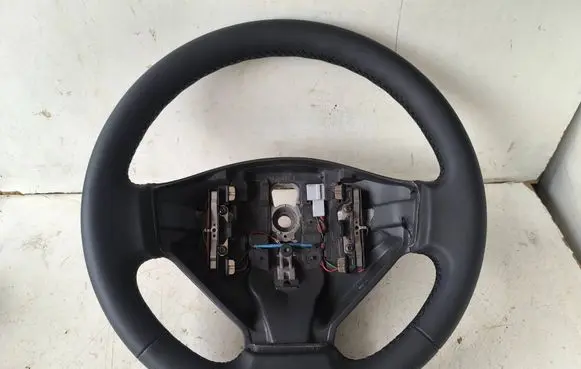 Opel Vivaro Steering wheel 8200201343