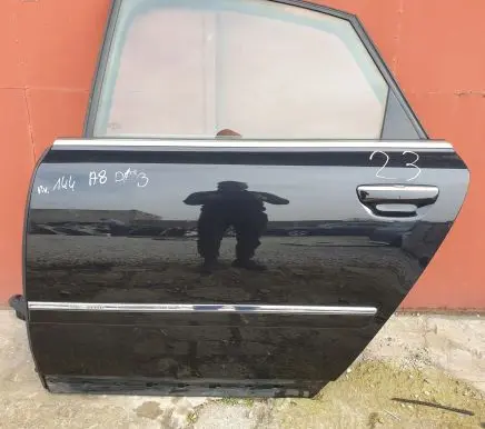 Audi A8 S8 D3 4E Rear door