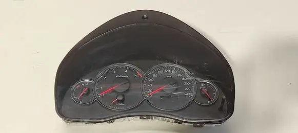 Subaru Legacy Speedometer (instrument cluster) 85002AG14