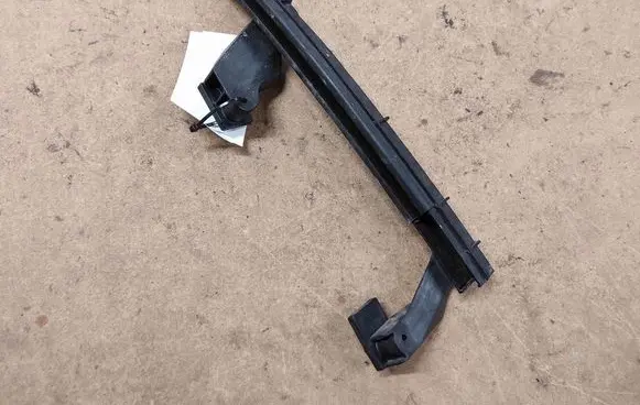 Citroen C5 Rear door windshield rail 9657286680