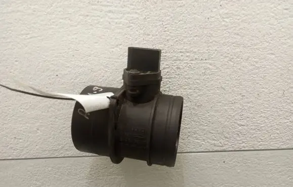 Audi A6 S6 C5 4B Mass air flow meter 0281002461 074906461B