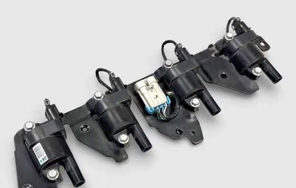 Chevrolet Silverado High voltage ignition coil 12573190 12621750 12658183