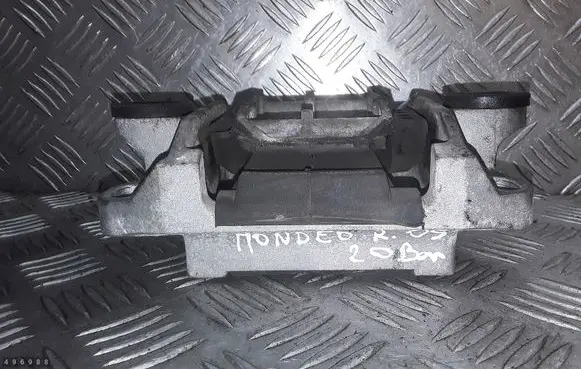 Ford Mondeo Mk III Engine mount bracket 1s717m122