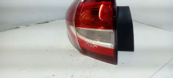 Ford C-MAX II Rear/tail lights F1C813405B