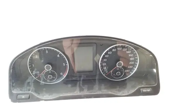 Volkswagen Transporter - Caravelle T5 Speedometer (instrument cluster) 7E0920870E