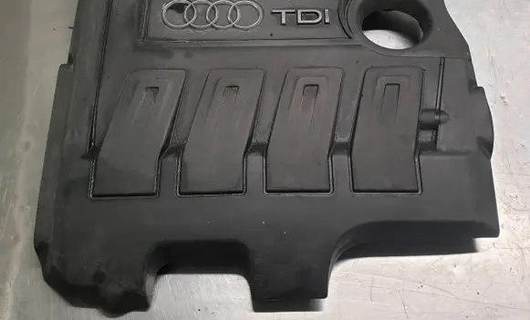 Audi A3 S3 A3 Sportback 8P Engine cover (trim) 03L103925B 03L103925H