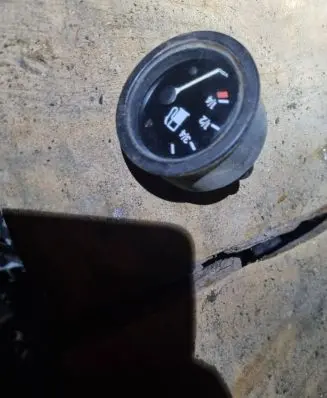 Mercedes-Benz 207 310 Fuel level sensor 