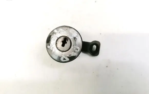 Citroen Xsara Front door lock (next to the handle) 