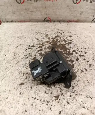 Hyundai ix35 Loading door lock 
