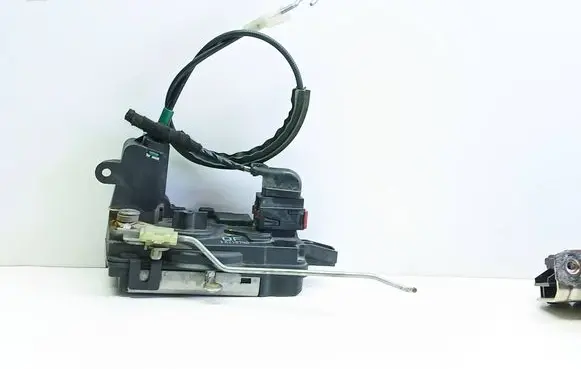 Front door lock