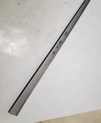 Mercedes-Benz ML W164 Front door trim (molding) 1646900062DR A1646900062