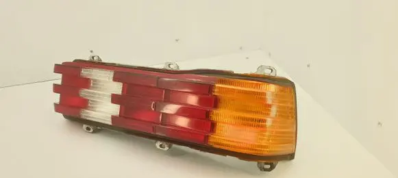 Mercedes-Benz W123 Rear/tail lights 53240R7 22064R 1238201064