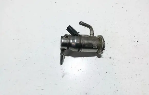 Fuel pressure sensor