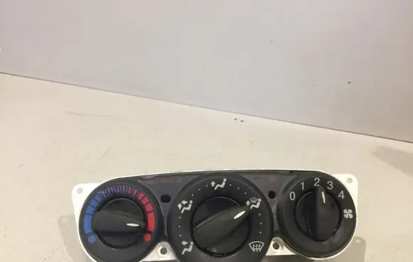 Ford Focus Climate control unit 98AB18C419