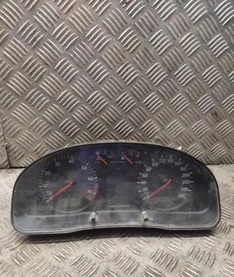 Speedometer (instrument cluster)