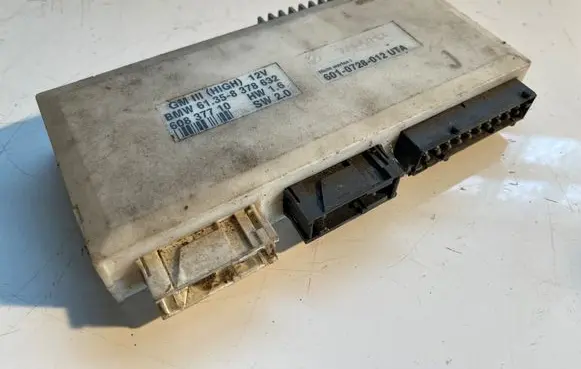 BMW 5 E39 Light module LCM 61358378632 8378632