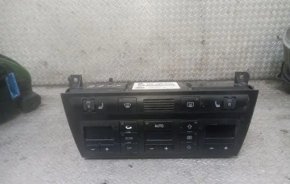 Audi A6 S6 C5 4B Climate control unit 4B0820043S