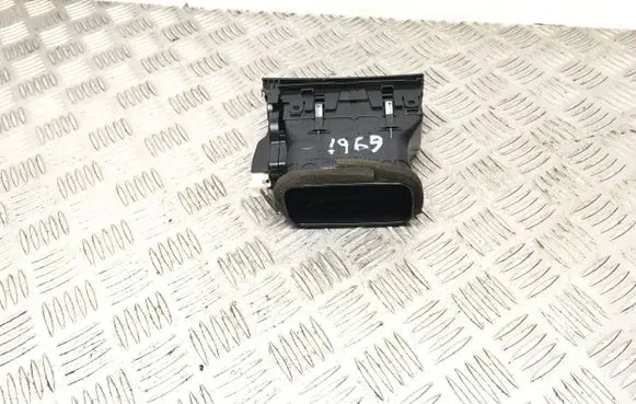 Lexus GS 300 350 430 450H Dash center air vent grill 5567030450