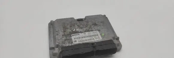 Opel Zafira B Engine control unit/module 0281010268 24417169