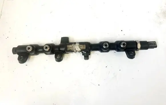 Ford Mondeo Mk III Fuel main line pipe 094a01016a