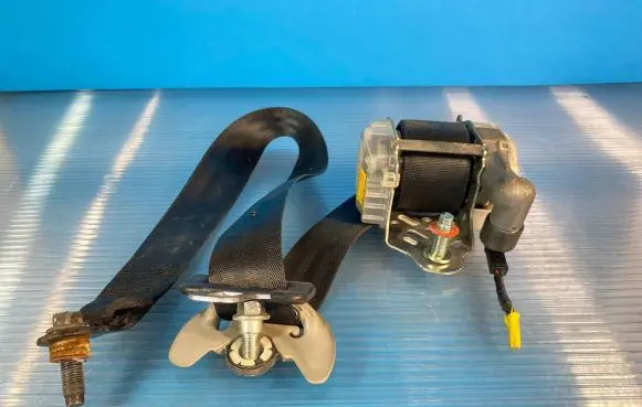 Hyundai i20 (PB PBT) Front seatbelt 888701J200 888801J200