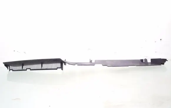 Volkswagen PASSAT B6 Radiator trim 3C0121330