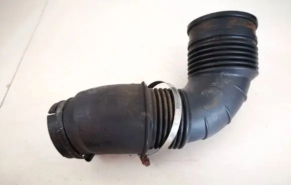 Opel Insignia A Air intake hose/pipe 55561787 327763967