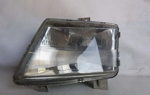 Mercedes-Benz Vito Viano W638 Headlight/headlamp 6388200661K2