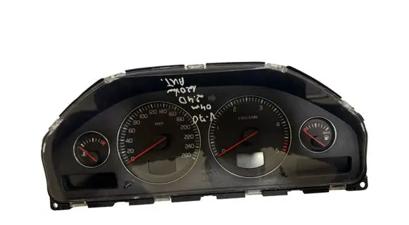 Volvo V70 Speedometer (instrument cluster) 8673262 8602764 69294730T