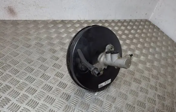 Audi A4 S4 B5 8D Brake booster 8D0612105F