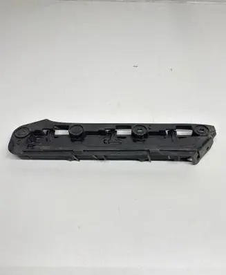 Volkswagen Touran I Front bumper mounting bracket 1T0807050